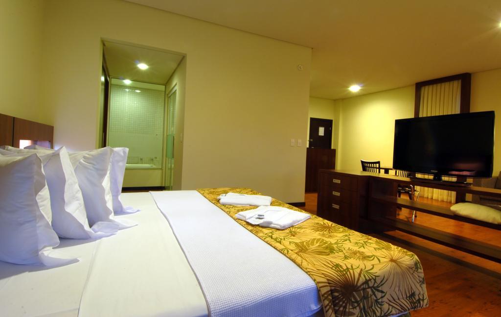 Amazonia Golf Hotelaria E Turismo Sa Rio Preto Da Eva Exterior foto