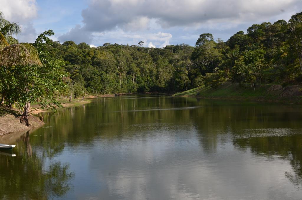 Amazonia Golf Hotelaria E Turismo Sa Rio Preto Da Eva Exterior foto